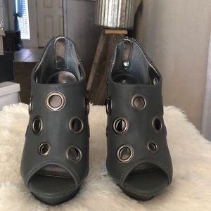 Grey heels